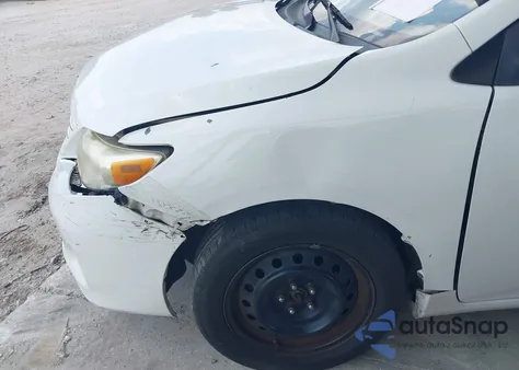 2013 Toyota Corolla Le из США, поврежденный, VIN 5YFBU4EE4DP144137